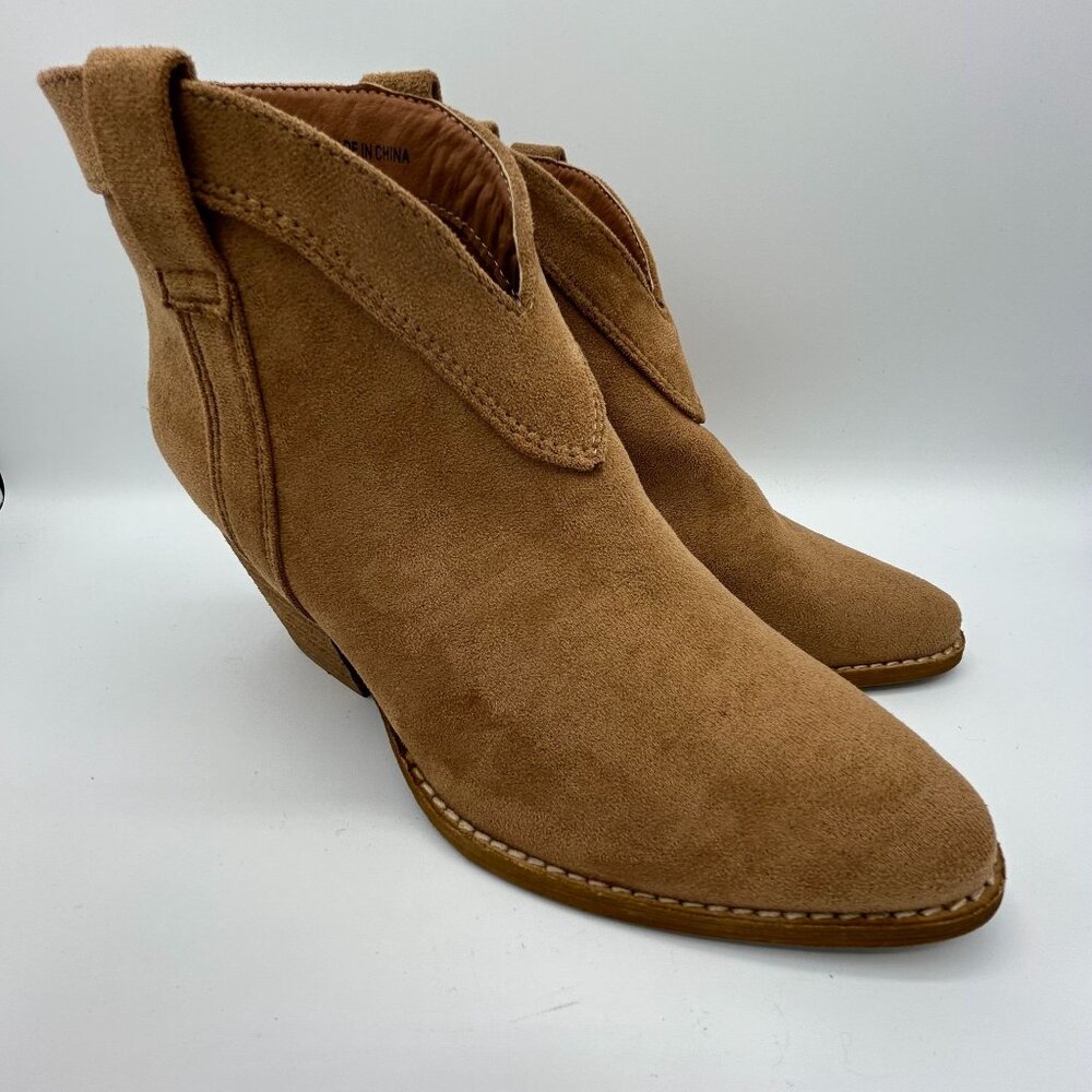 Beast Fashion Womens Tan Faux Suede Ankle Boots Size 7 With Back Zipper Closure - Picture 3 of 9